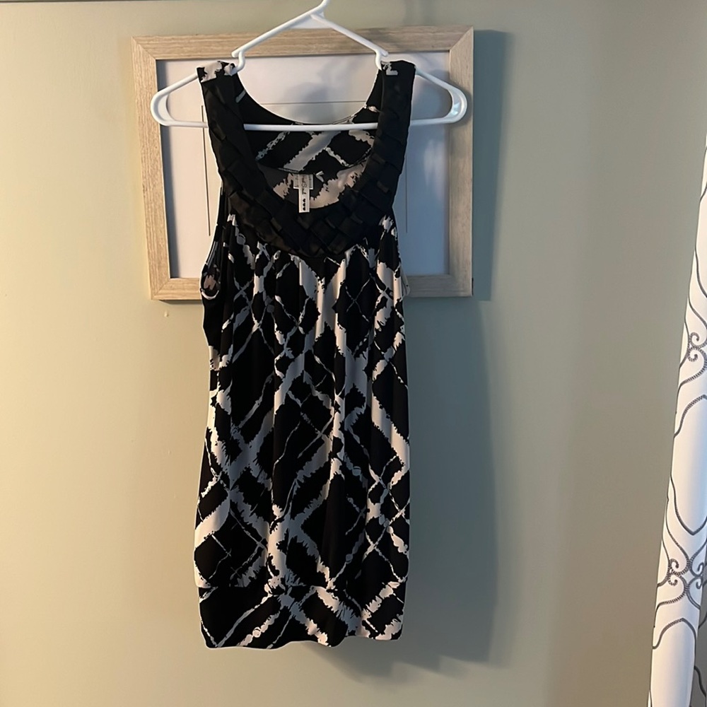 Black/cream dressy blouse size XL